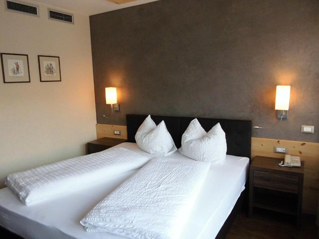 Hotel Zum Tiroler Adler Kültér fotó