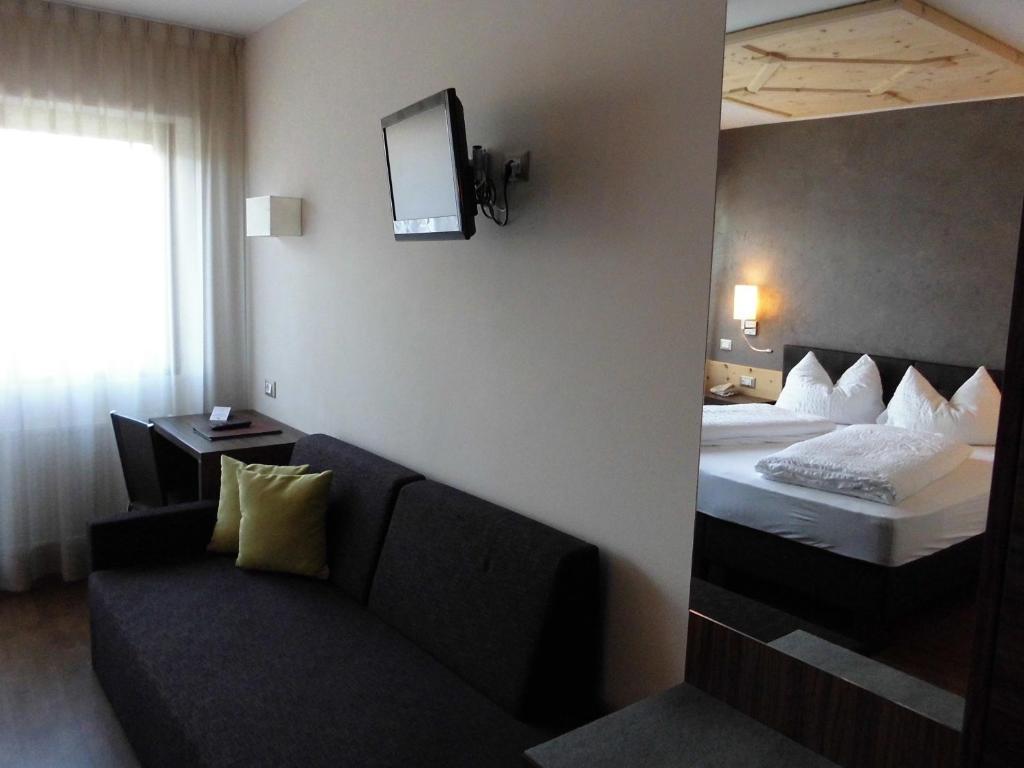 Hotel Zum Tiroler Adler Kültér fotó